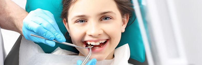 Фото первого экрана по центру