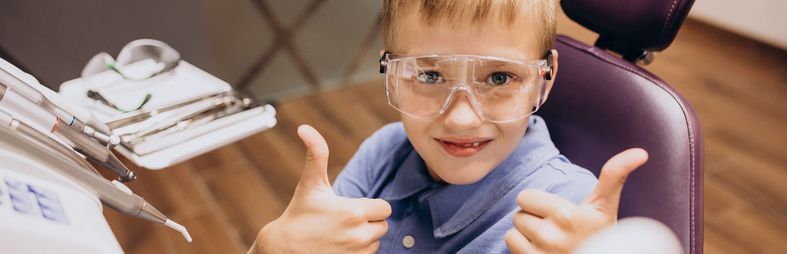 Фото первого экрана по центру